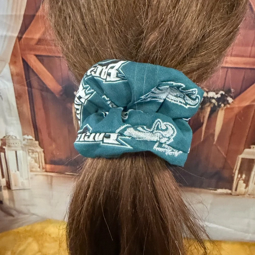 N/A teal scrunchie